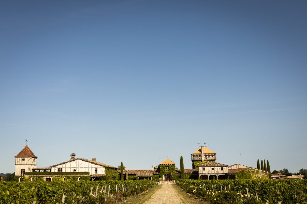 Mariage de C+A au Château Smith Haut Lafitte. Images réalisée par le photographe Patrick Chatelain dans un style photo-journalistique.